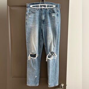 American Eagle mom jeans size 6
